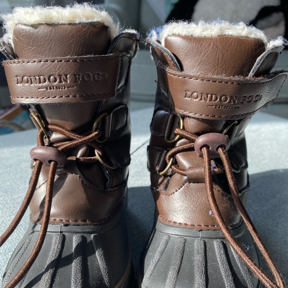 London Fog Toddler Duck Boots Size 6 Brown